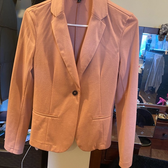 Clothes different brands very good condition worn once or  basically brand new - Picture 7 of 7